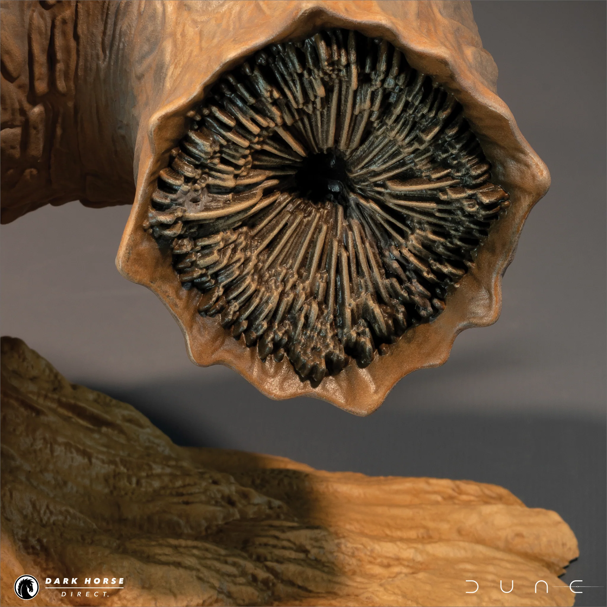 Dune: Sandworm Bookends - Image 10