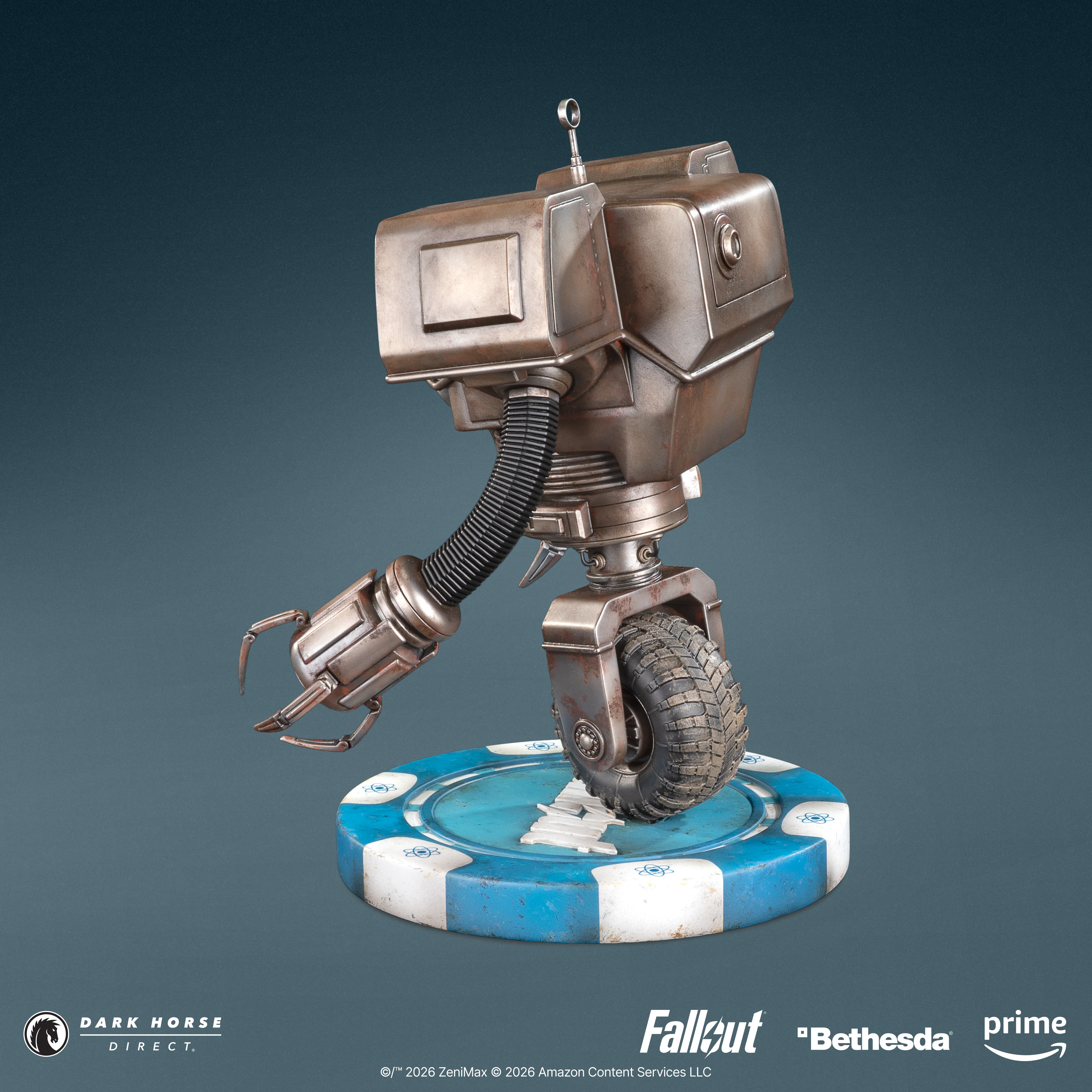 Fallout (Amazon): Victor Securitron PVC Figure - Image 4