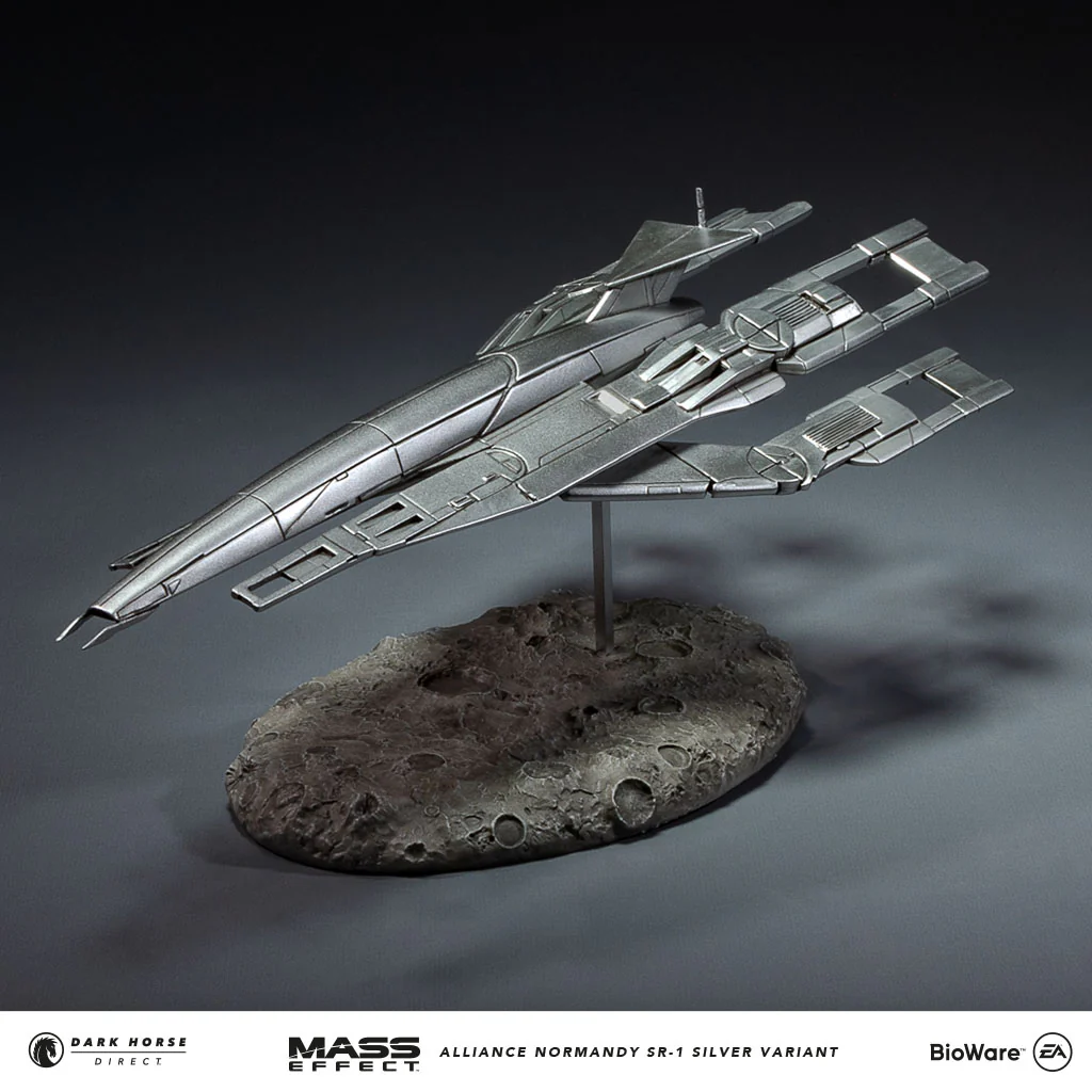Mass Effect: Alliance Normandy SR-1 Ship Replica (Silver Variant) - Image 4