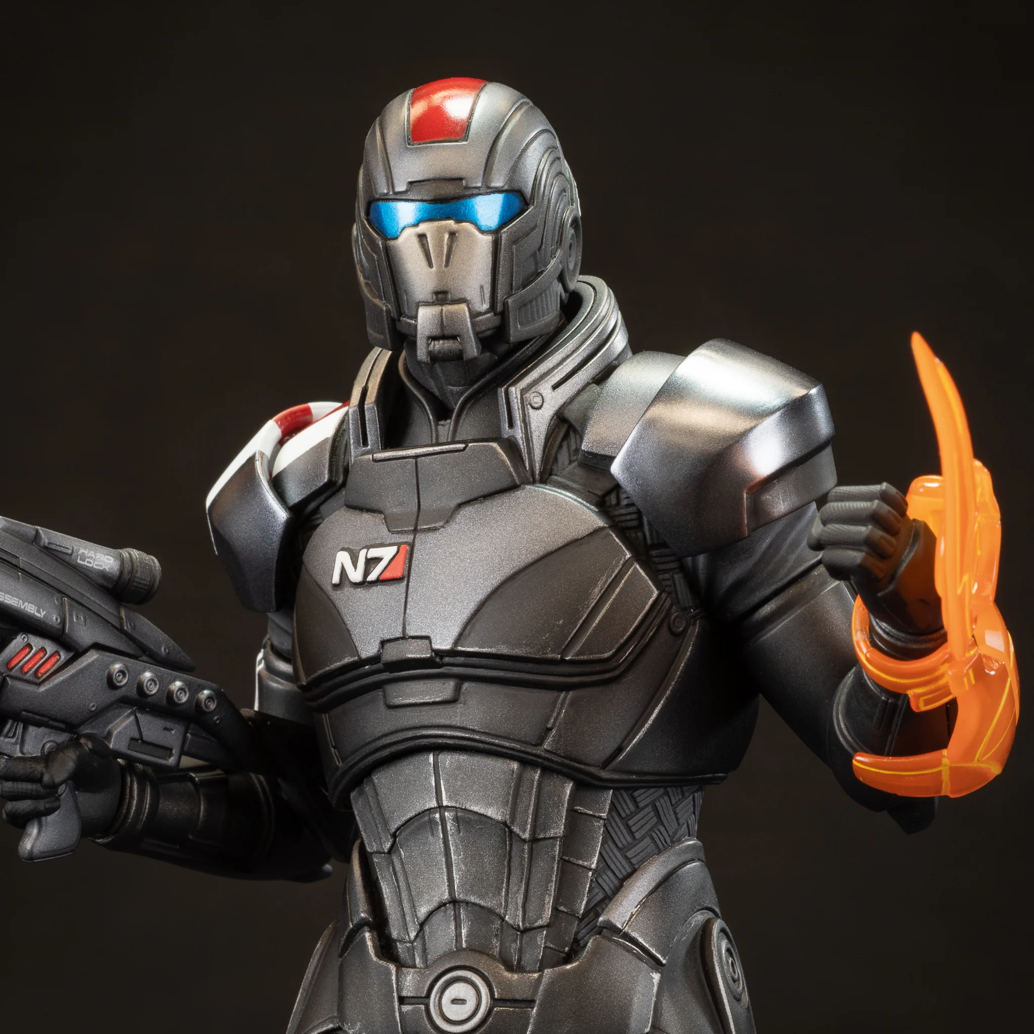 Mass Effect: Commander John Shepard Figure - Image 11