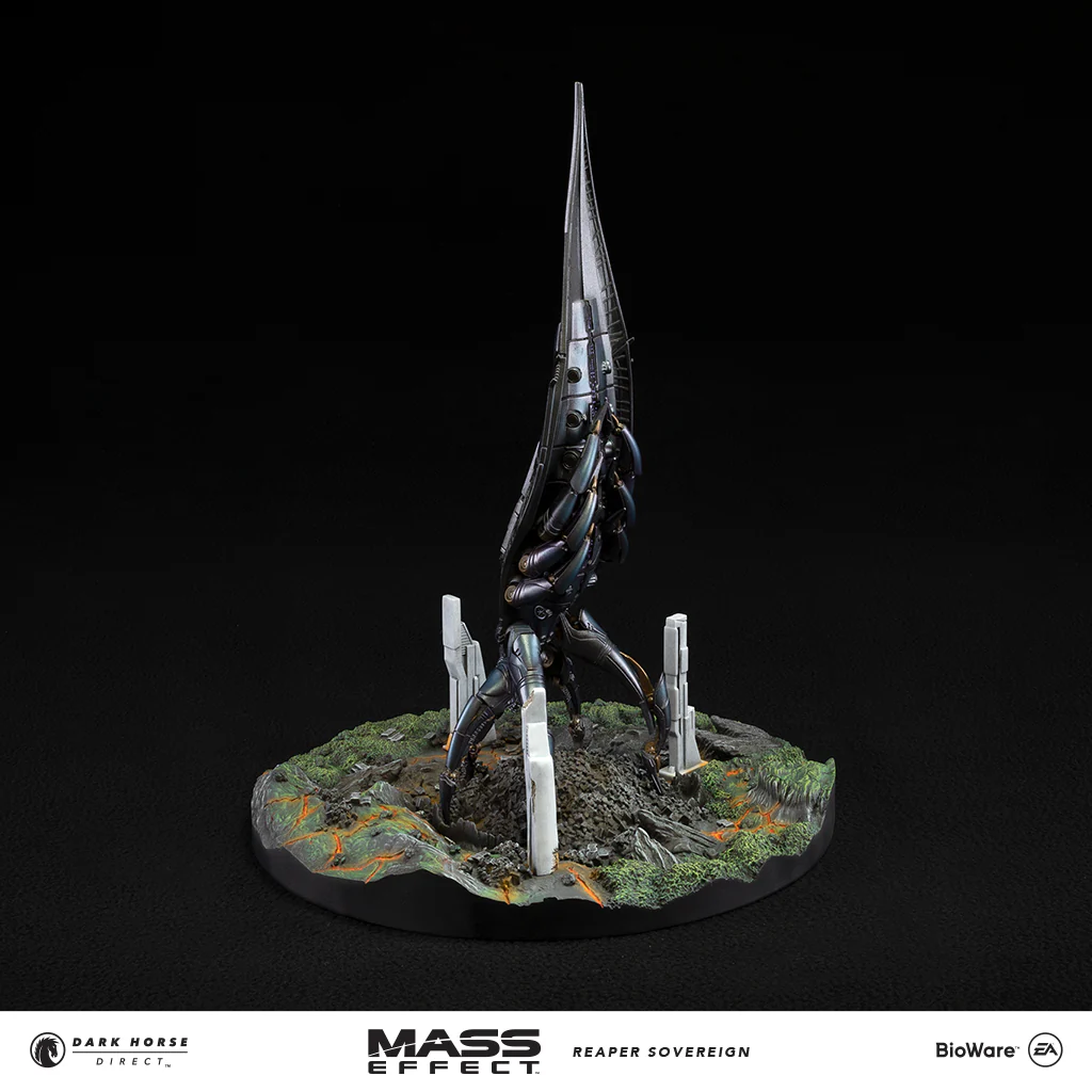 Mass Effect: Reaper Sovereign Ship 14" Replica - Image 10